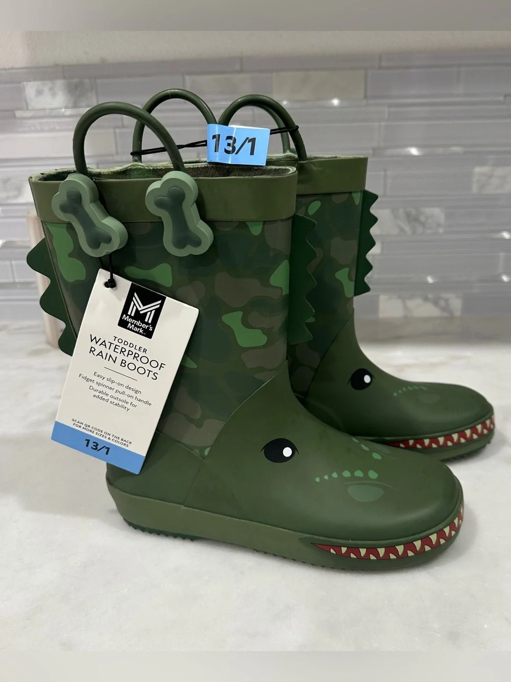 Title: Member’s Mark Dinosaur Toddler Rain Boots Size 13/1 NWT